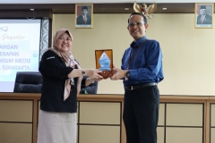 kunjungi-rumah-sakit-uns-politeknik-indonusa-belajar-tentang-laboratorium-di-rumah-sakit_3